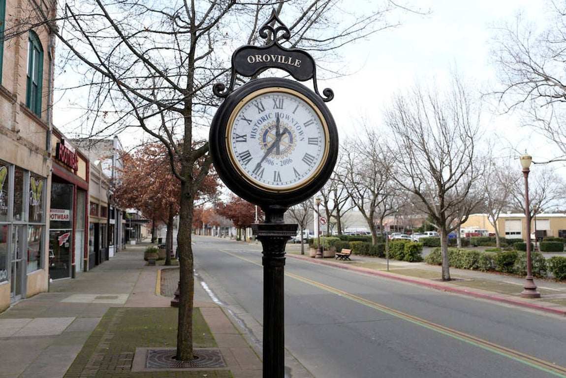 En imágenes: la presa de más alta de EE.UU., en riesgo de desbordamiento