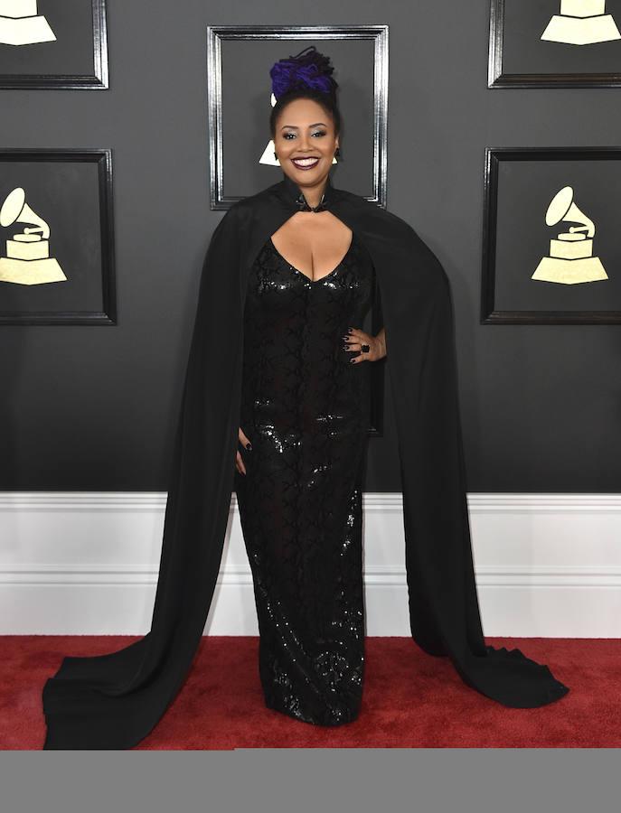 Lalah Hathaway, en la alfombra roja de los Grammy 2017. 