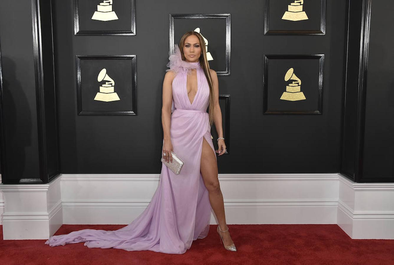 Jennifer López, en la alfombra roja de los Grammy 2017. 