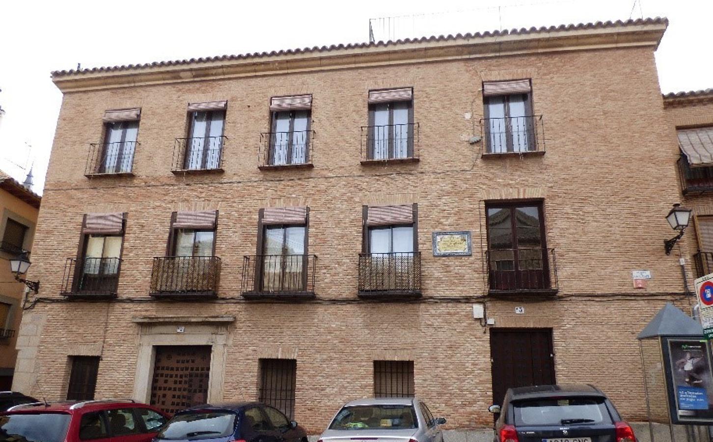 Aspecto de la vivienda y antiguo del sanatorio del Dr. José Rivera en la plaza de Santa Isabel en 2017. Foto Rafael del Cerro. 