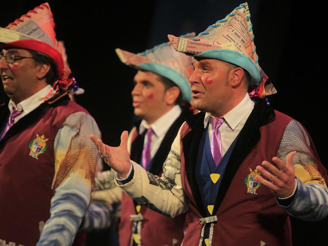 Fotos: Comparsa Enséñame Cai en el COAC 2017