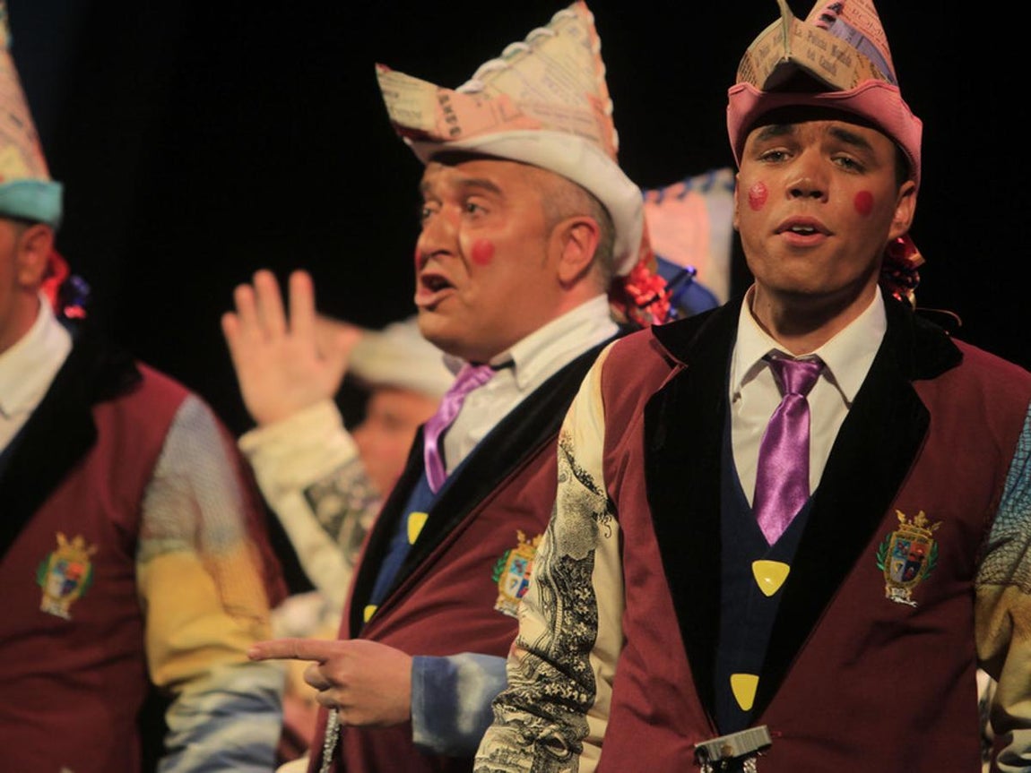 Fotos: Comparsa Enséñame Cai en el COAC 2017