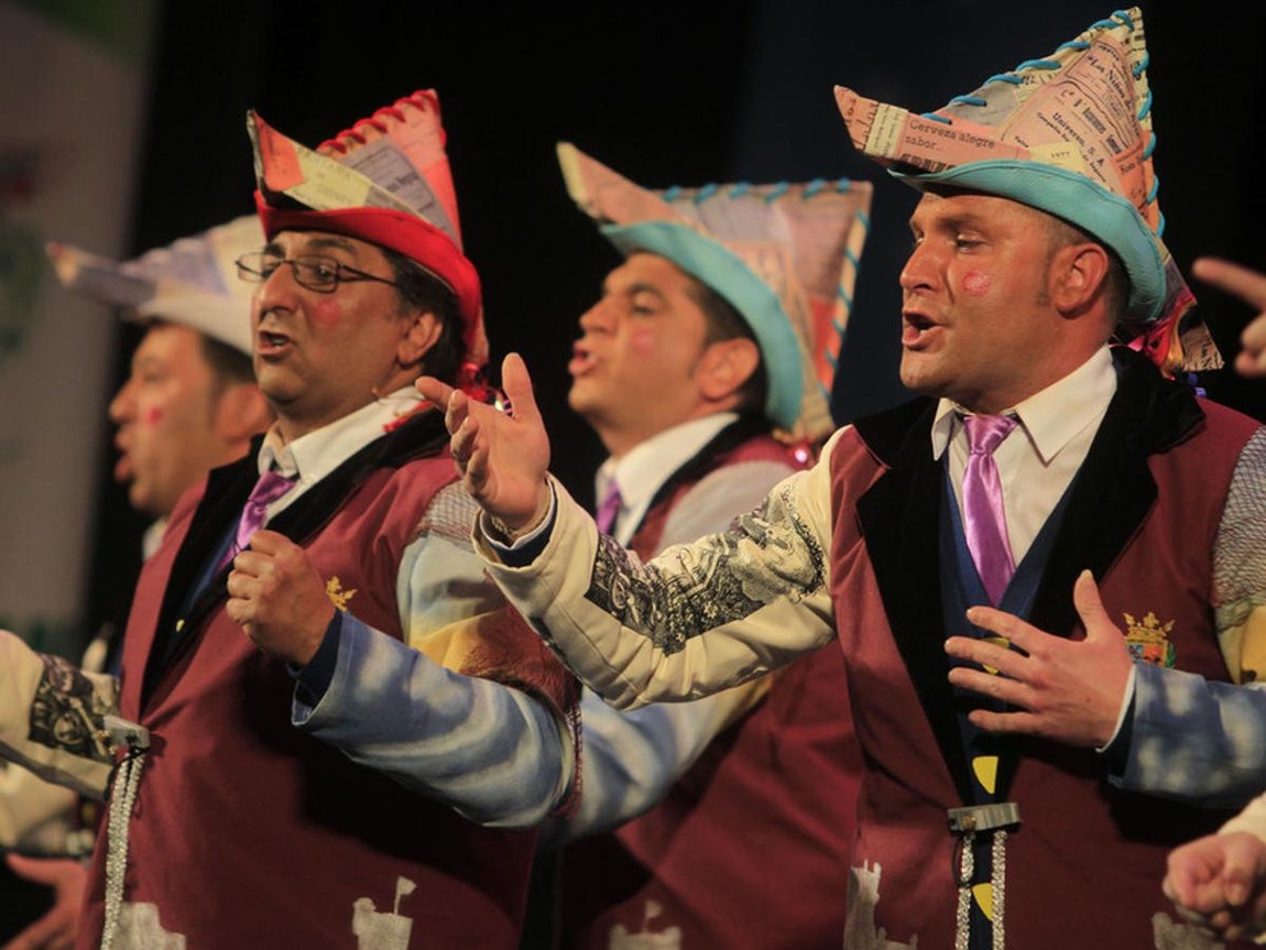 Fotos: Comparsa Enséñame Cai en el COAC 2017