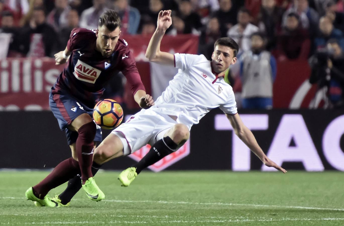 El Sevilla se anota tres puntos en casa ante el Eibar