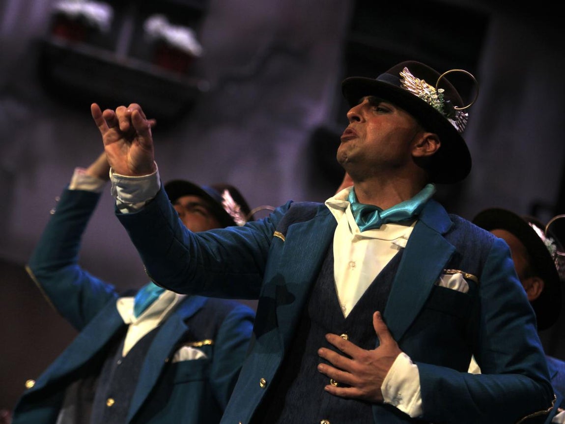 Fotos: Comparsa El ángel de Cádiz. COAC 2017