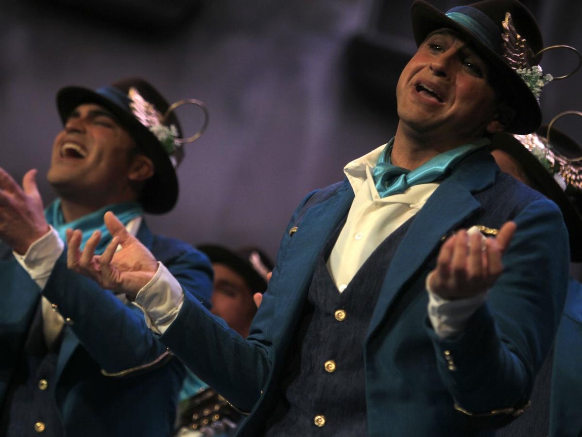 Fotos: Comparsa El ángel de Cádiz. COAC 2017