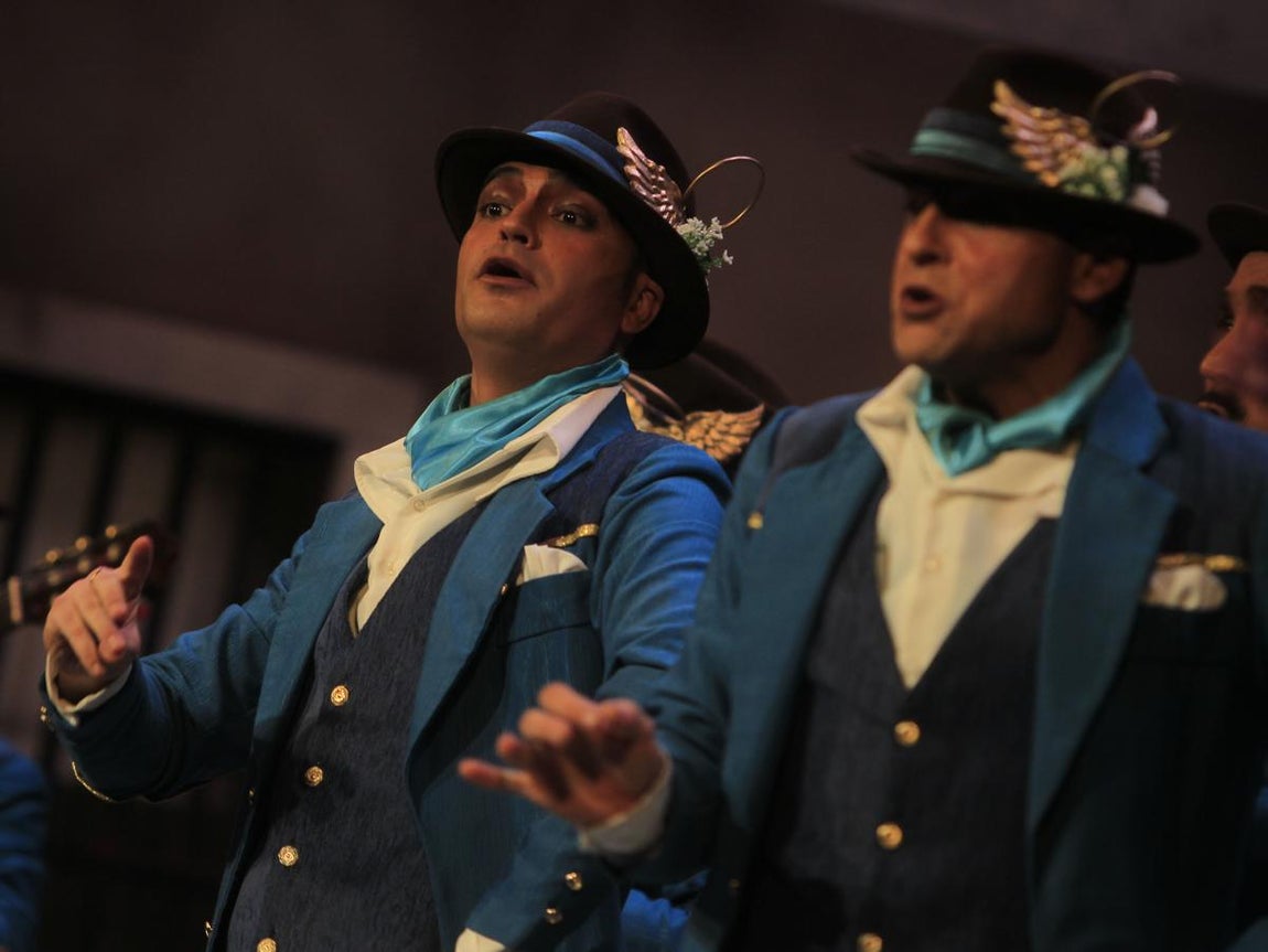 Fotos: Comparsa El ángel de Cádiz. COAC 2017