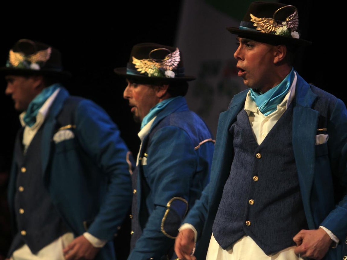 Fotos: Comparsa El ángel de Cádiz. COAC 2017