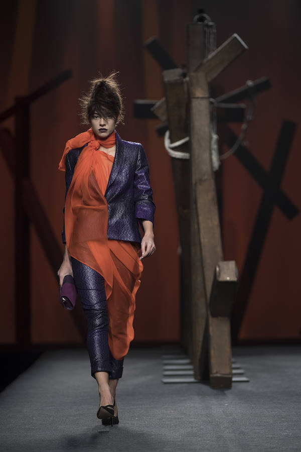 La figura femenina para Ulises Mérida