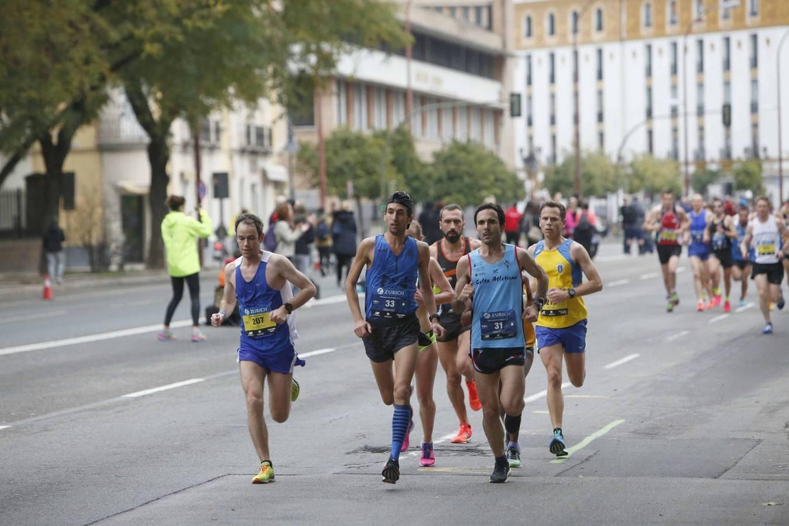 Las mejores imágenes del Zurich Maratón de Sevilla 2017