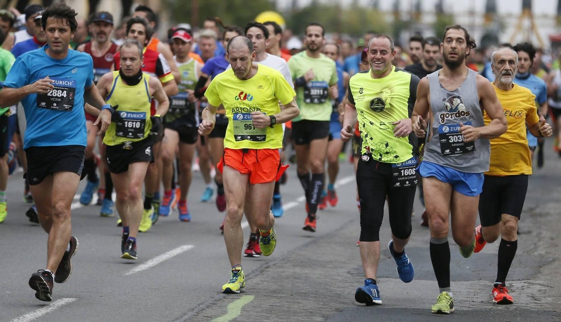 Las mejores imágenes del Zurich Maratón de Sevilla 2017