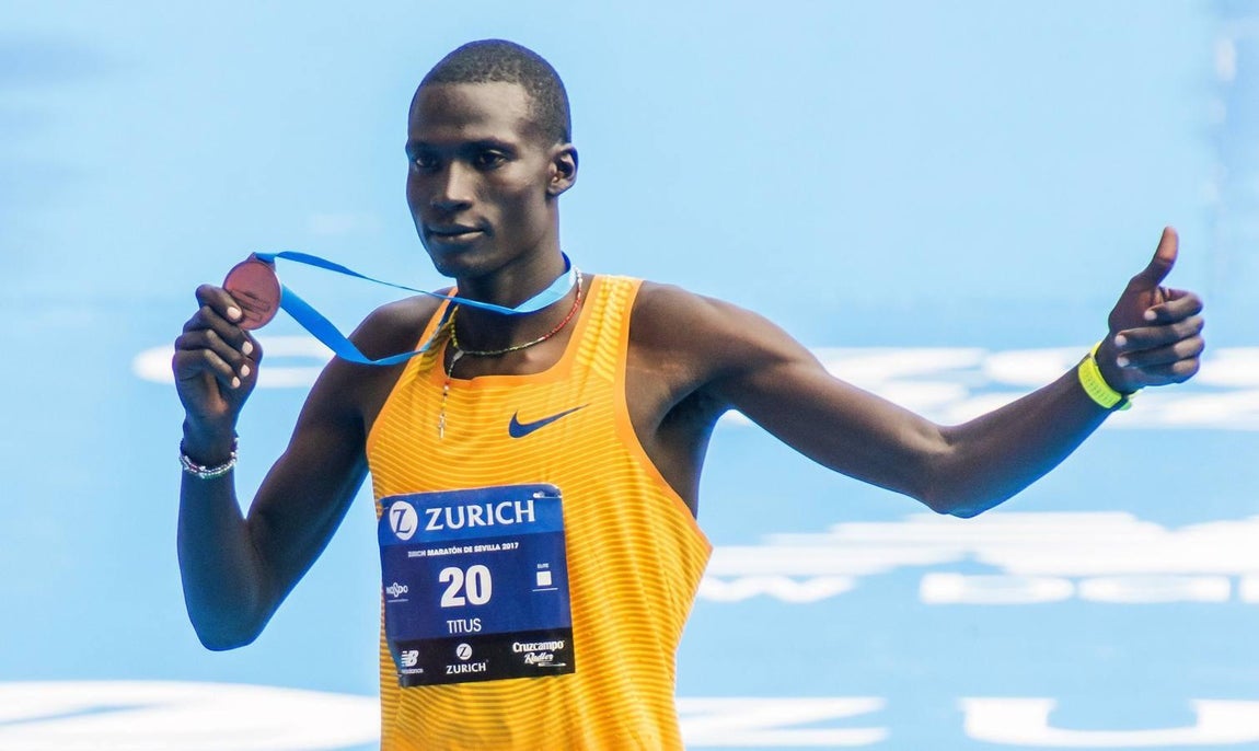 Las mejores imágenes del Zurich Maratón de Sevilla 2017