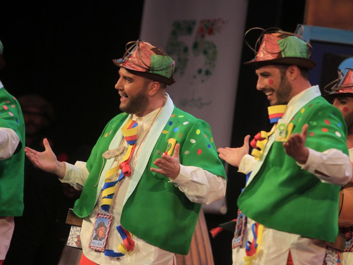 Fotos. Chirigota Pa religión la mía. COAC 2017