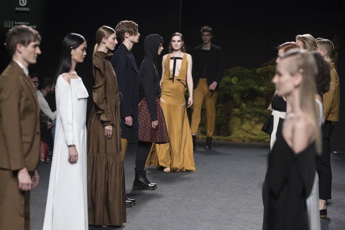 Juanjo Oliva: Una coleción sin género y sin tiempo