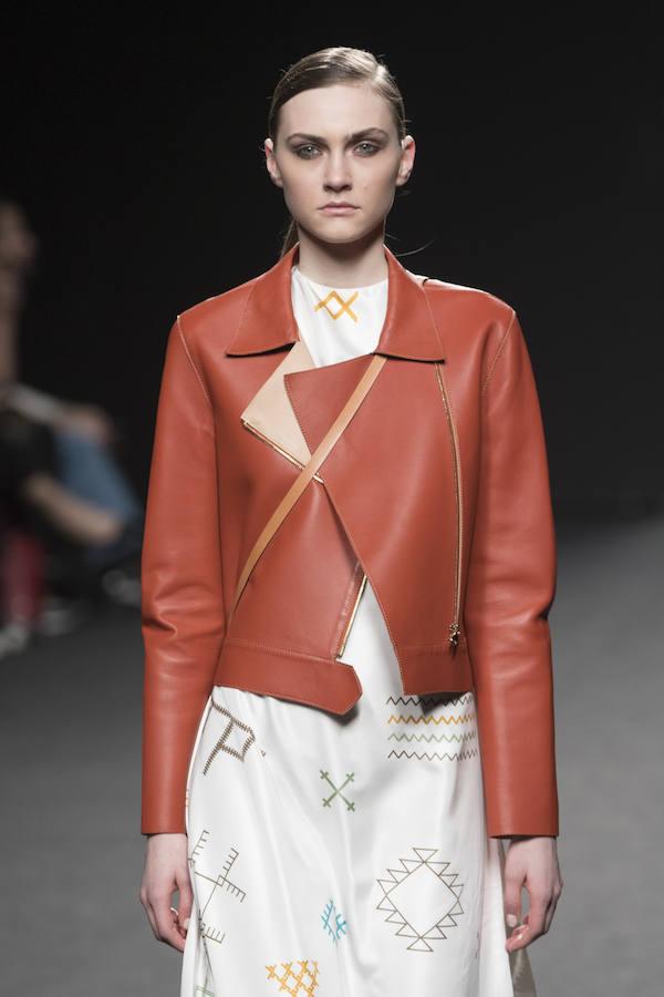 Juanjo Oliva: Una coleción sin género y sin tiempo