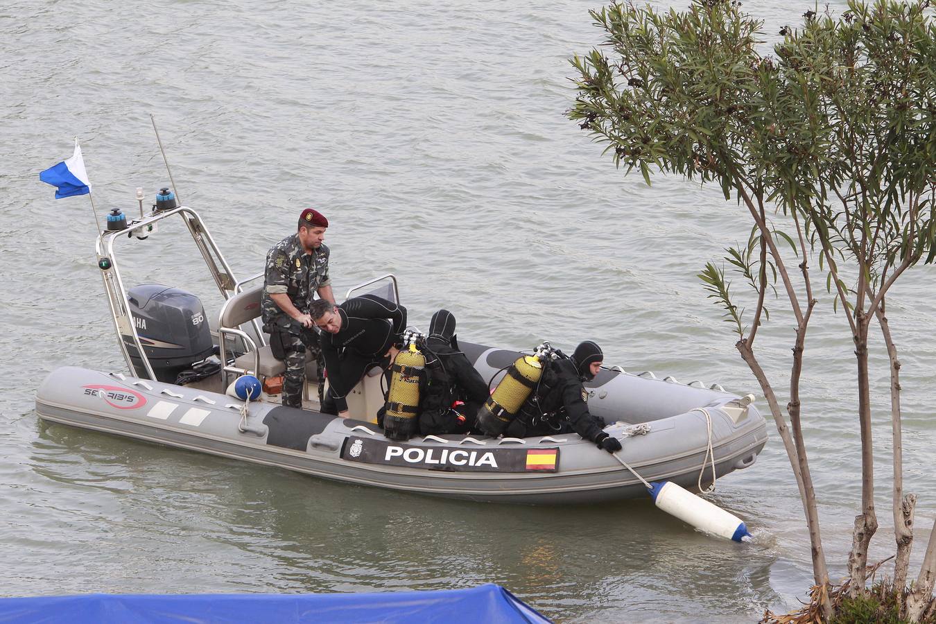 Sigue la nueva búsqueda de los restos de Marta del Castillo en el Guadalquivir