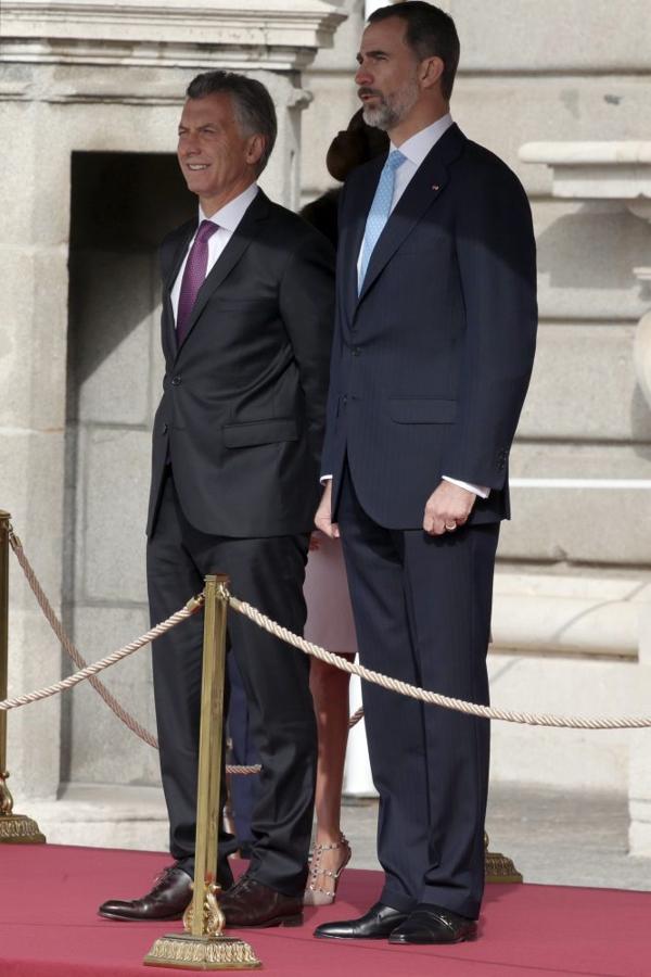 El presidente de Argentina, Mauricio Macri, junto al Rey Felipe VI en Madrid