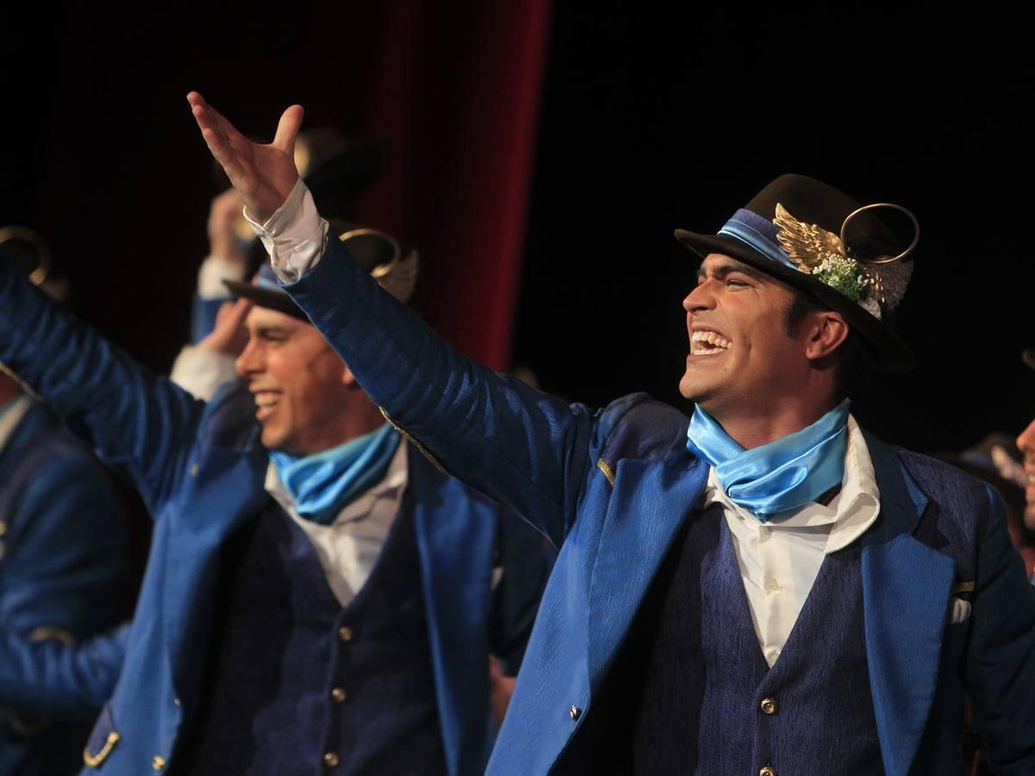 Fotos: Comparsa El ángel de Cádiz. COAC 2017