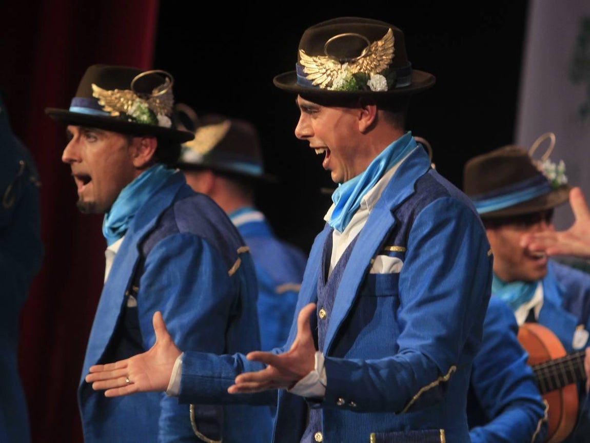 Fotos: Comparsa El ángel de Cádiz. COAC 2017