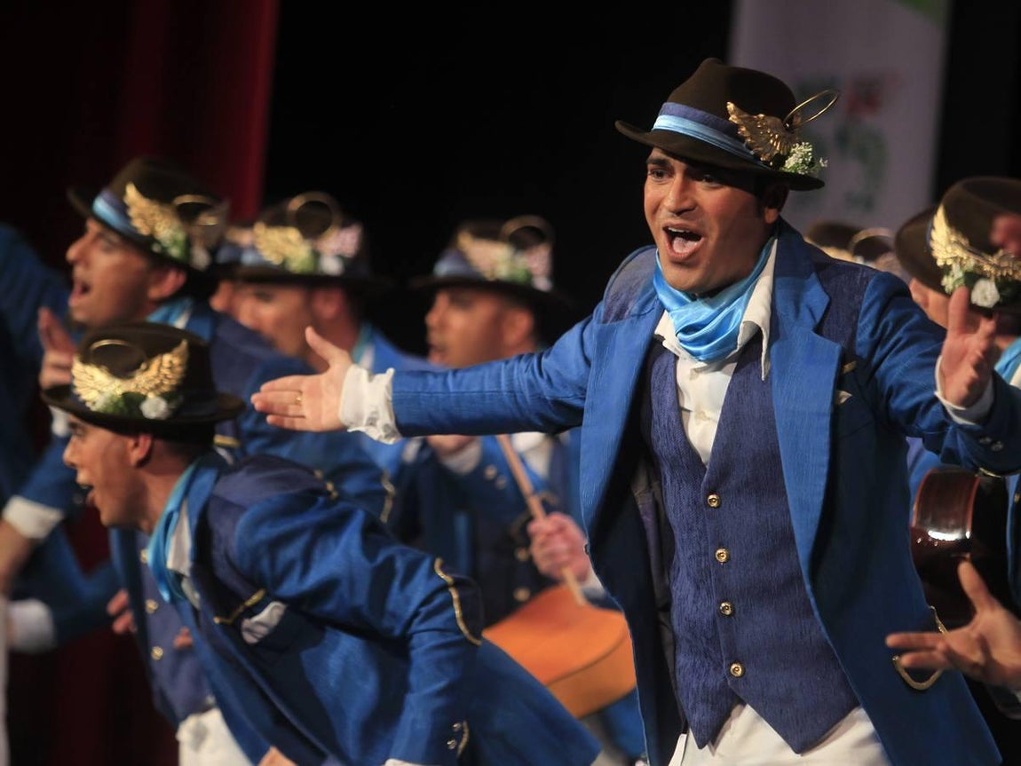 Fotos: Comparsa El ángel de Cádiz. COAC 2017