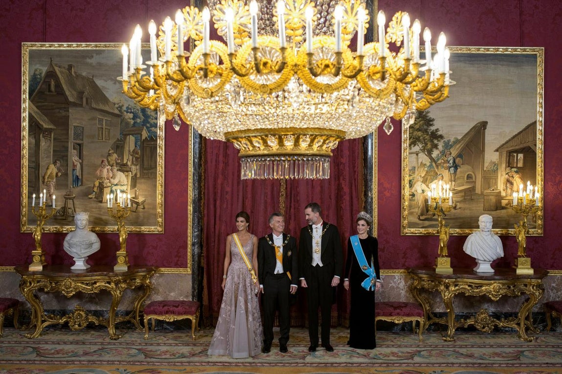El Rey Felipe y la Reina Letizia, junto a Mauricio Macri y Juliana Awada. 