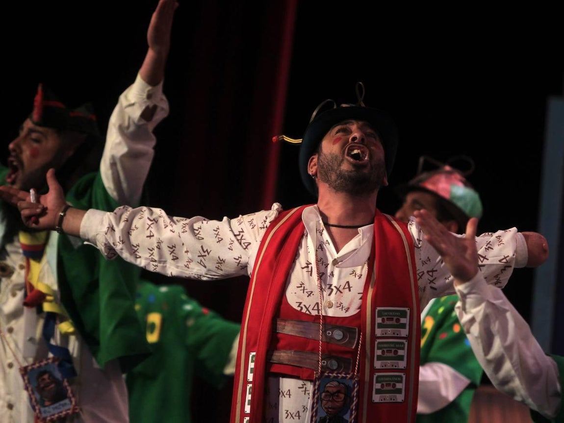 Fotos. Chirigota Pa religión la mía. COAC 2017