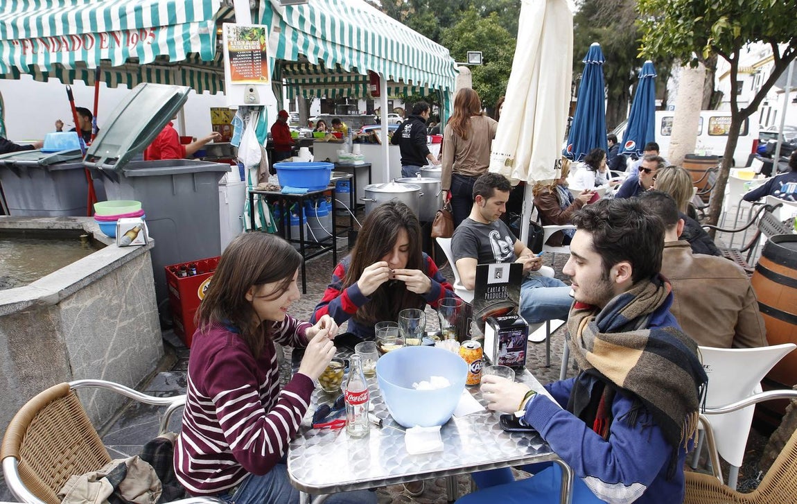 El arranque de los puestos de caracoles, en imágenes