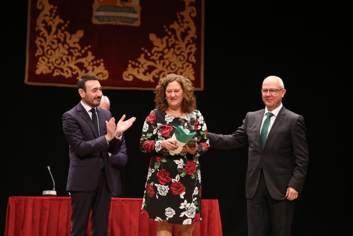 Entrega de Medallas por el Día de Andalucía en el Teatro Muñoz Seca