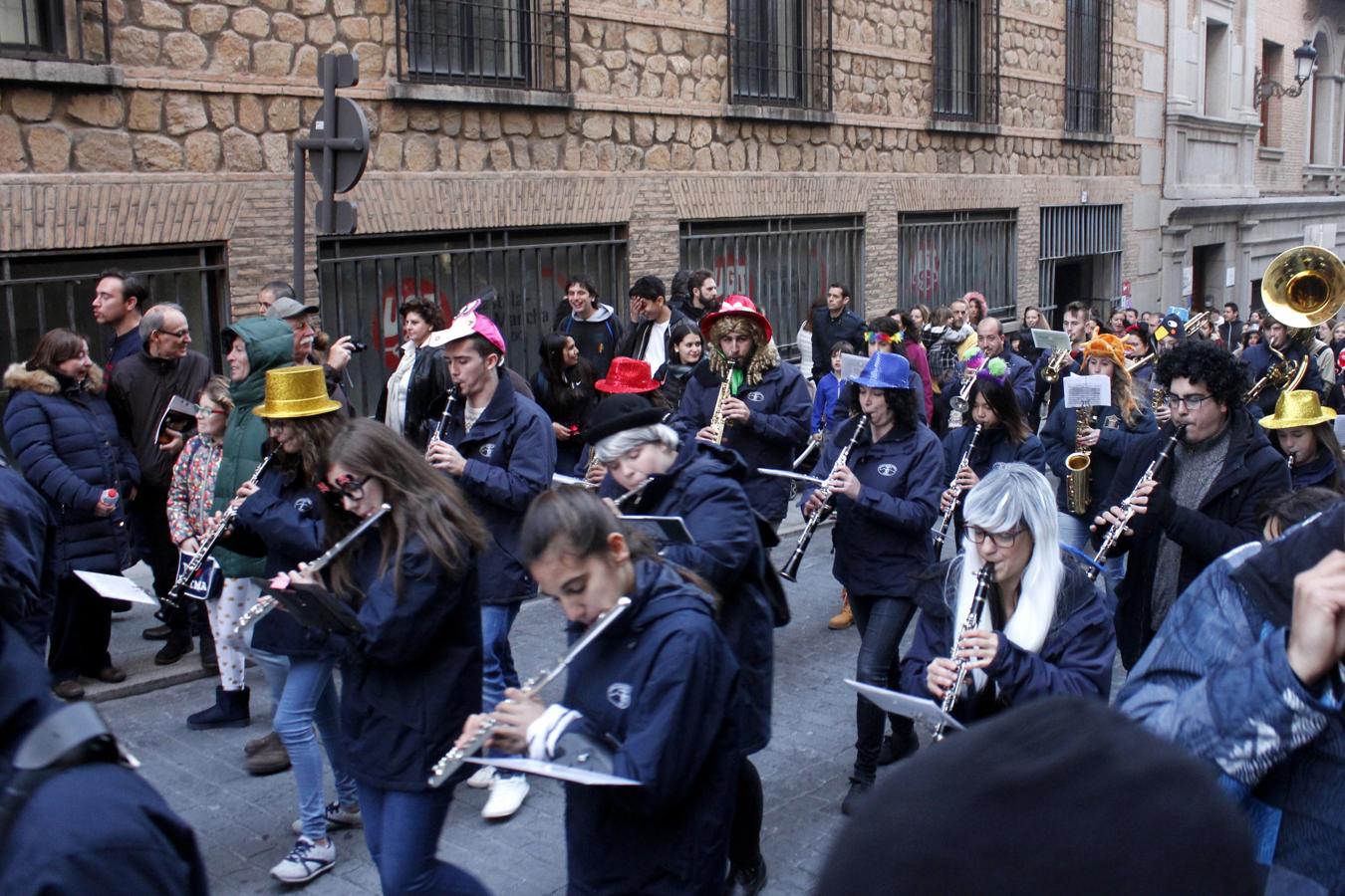 En imágenes: el entierro de la sardina despide el Carnaval de Toledo