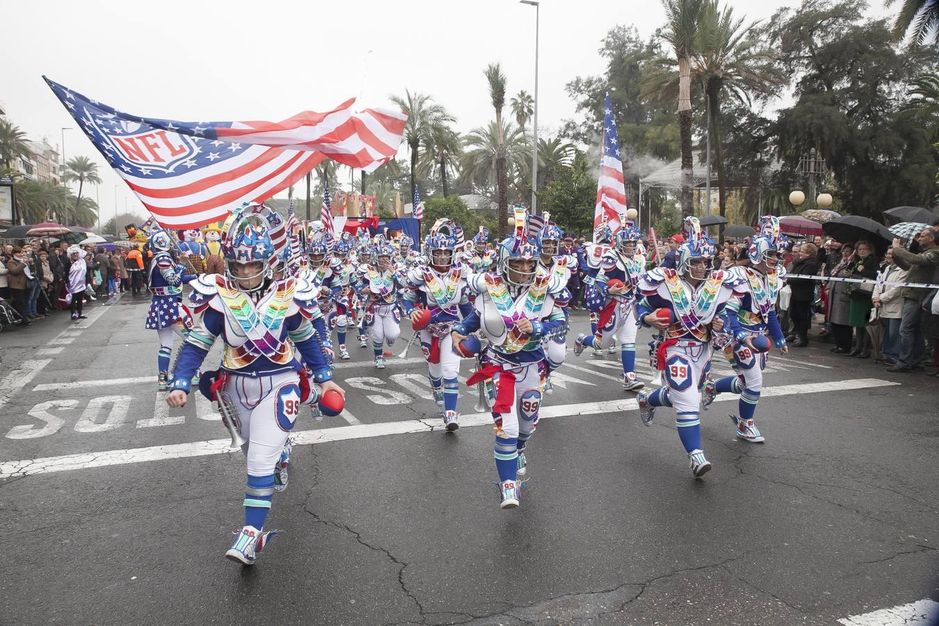 El pasacalles del Carnaval de Córdoba, en imágenes