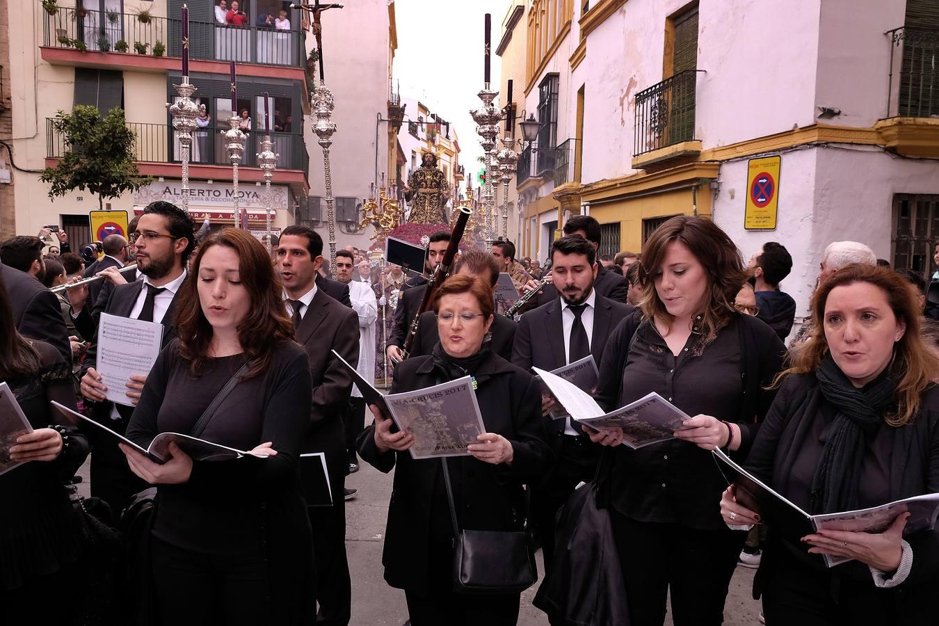 Las mejores imágenes del Via Crucis de las Cofradías