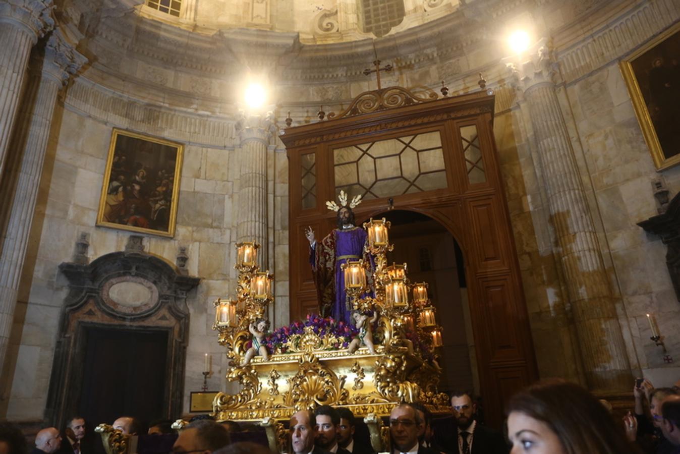 Fotos: Así ha sido el Vía Crucis de cofradías para el inicio de la Cuaresma