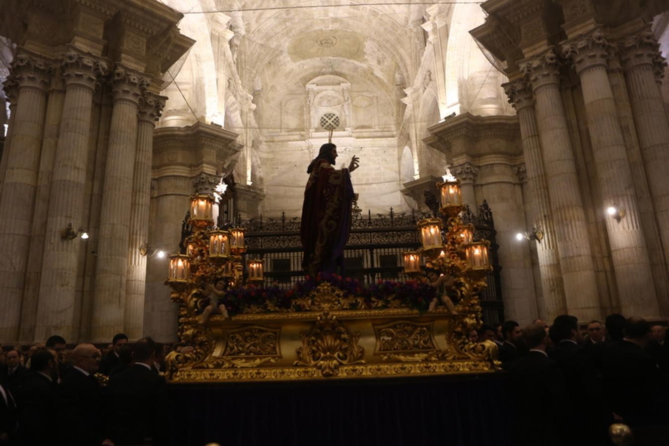 Fotos: Así ha sido el Vía Crucis de cofradías para el inicio de la Cuaresma