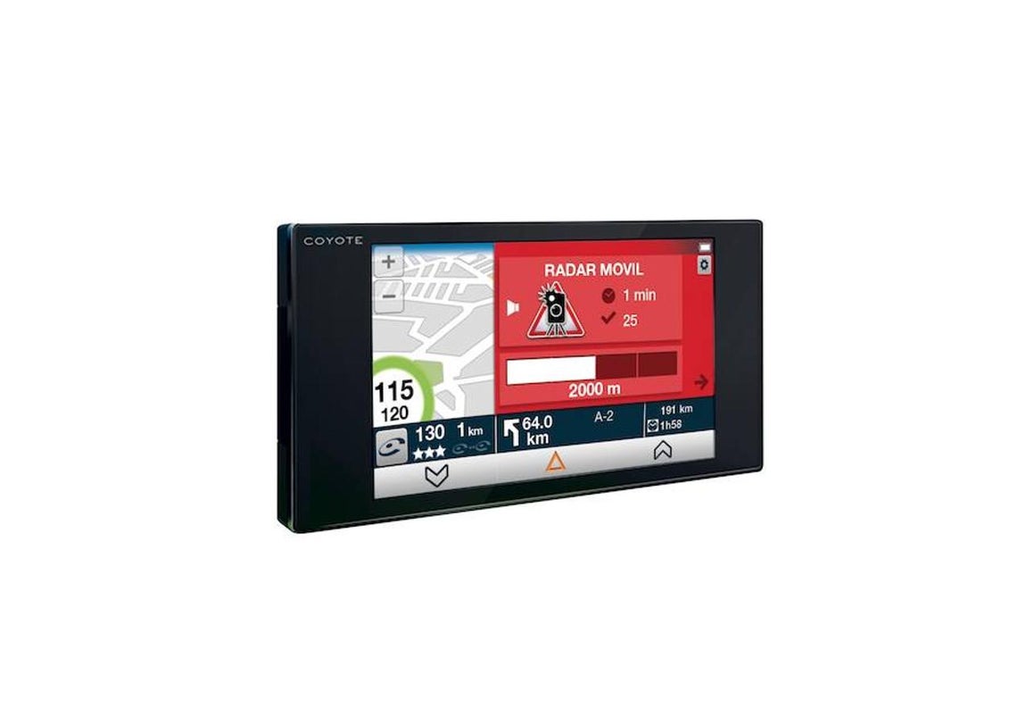 Para papás con brújula. Hay personas que ya no saben circular sin utilizar un GPS, si tu padre es uno de ellos con este dispositivo sus viajes serán aún más placenteros. Con función de avisador de radares, de límites de velocidad o de las perturbaciones de la carretera, el Coyote Nav es un gran regalo para los padres que se pasan el día en la carretera. Coyote NAV (229€).