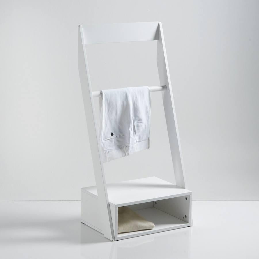 La Redoute. Ideal para el cuarto juvenil o infantil, el Crowley de La Redoute (laredoute.es) incluye un zapatero en la parte inferior. Su precio es de 69,99 €.