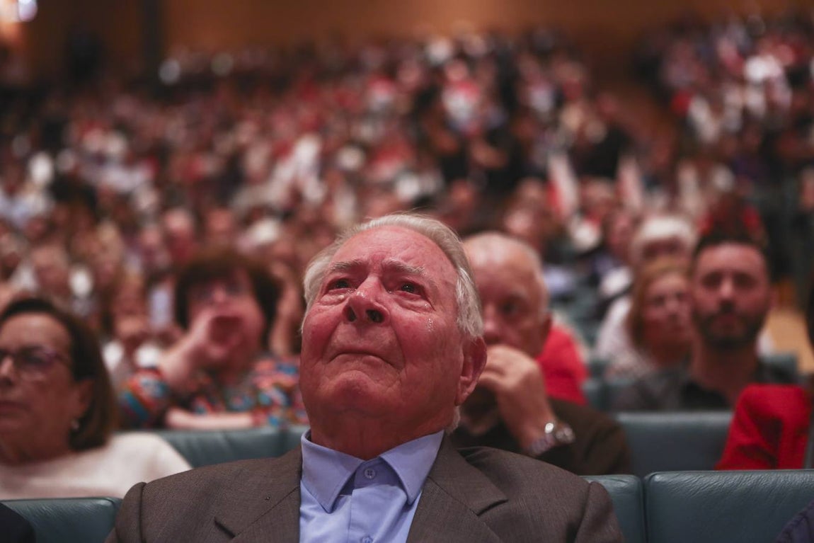 Pedro Sánchez encandila en Cádiz