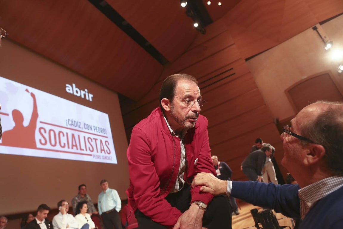 Pedro Sánchez encandila en Cádiz