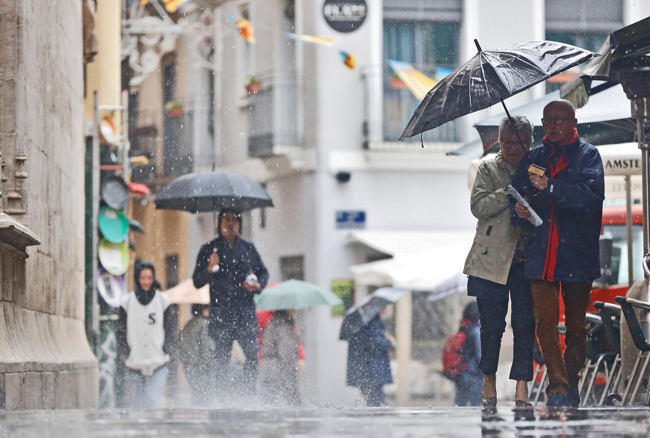 La lluvia vuelve a Valencia. 