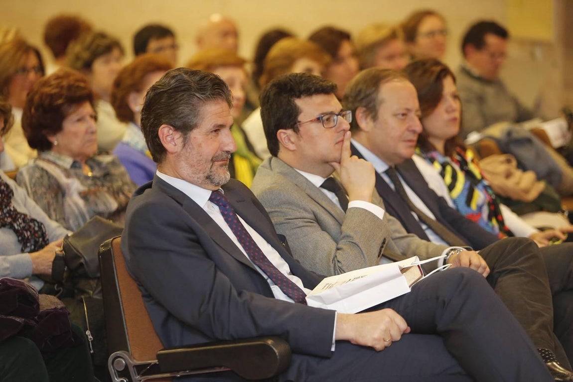 La presencia de Carmen Posadas en el Foro Cultural de ABC, en imágenes