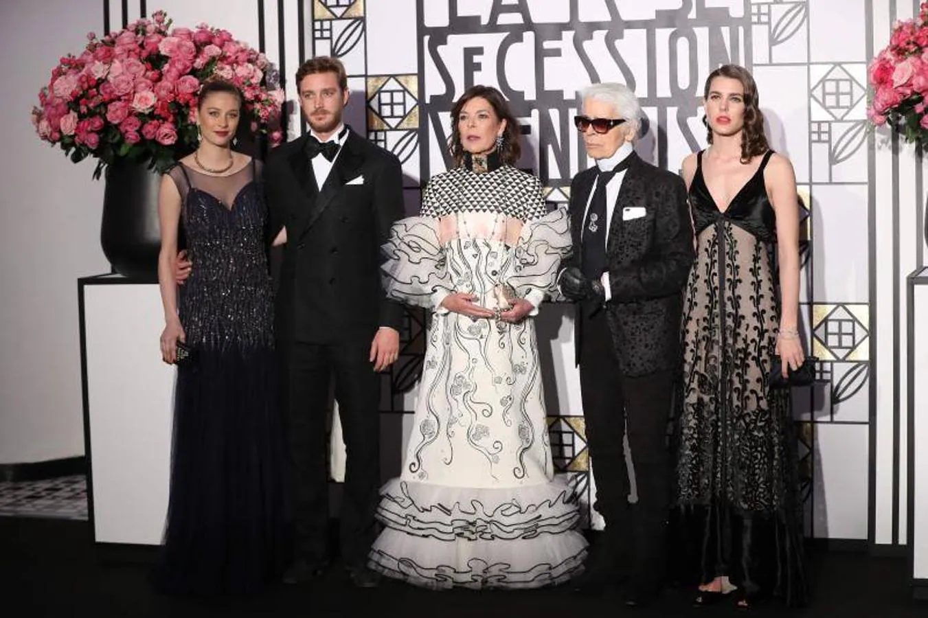Carolina de Mónaco junto a sus hijos y Karl Lagerfeld