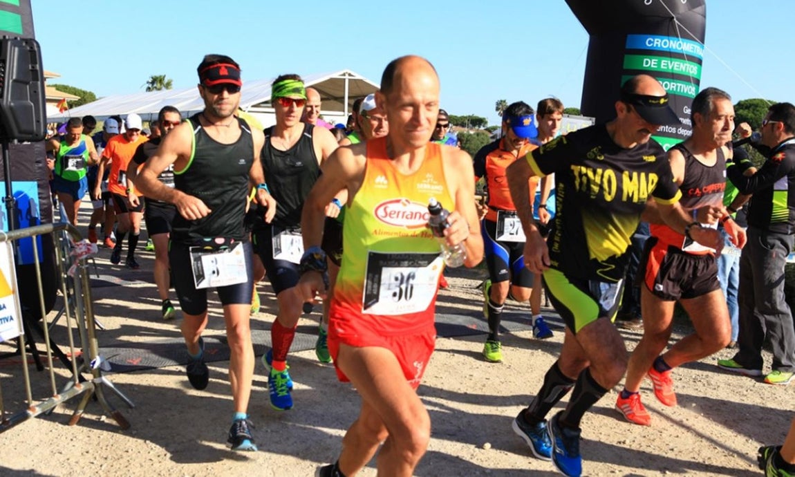 Fotos: Búscate en el Maratón Bahía de Cádiz Toruños-Algaida