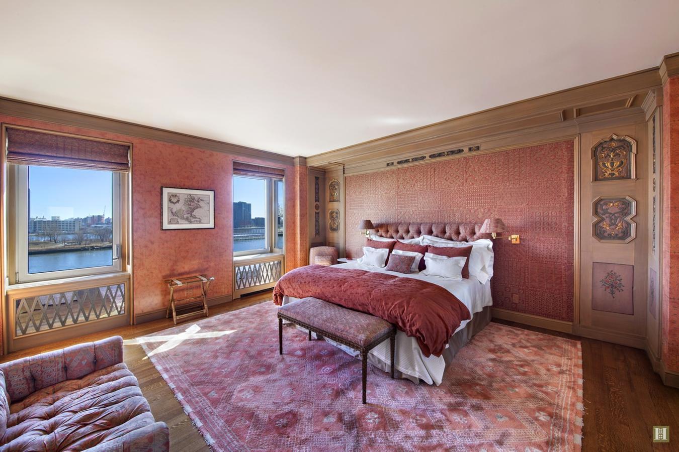 Greta Garbo se hizo llevó desde su casa natal en Estocolmo los paneles que recubren el dormitorio principal.