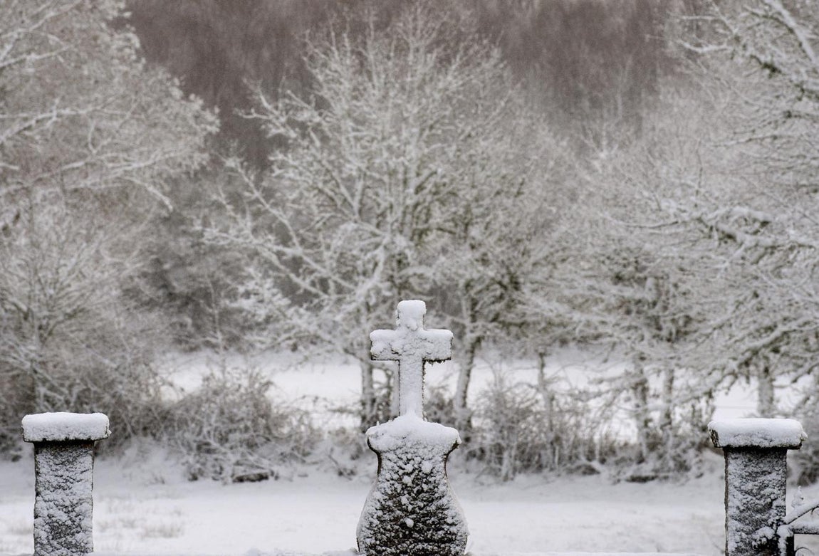 Detalle de una cruz en un cementerio del municipio de Montederramo (Orense).. 