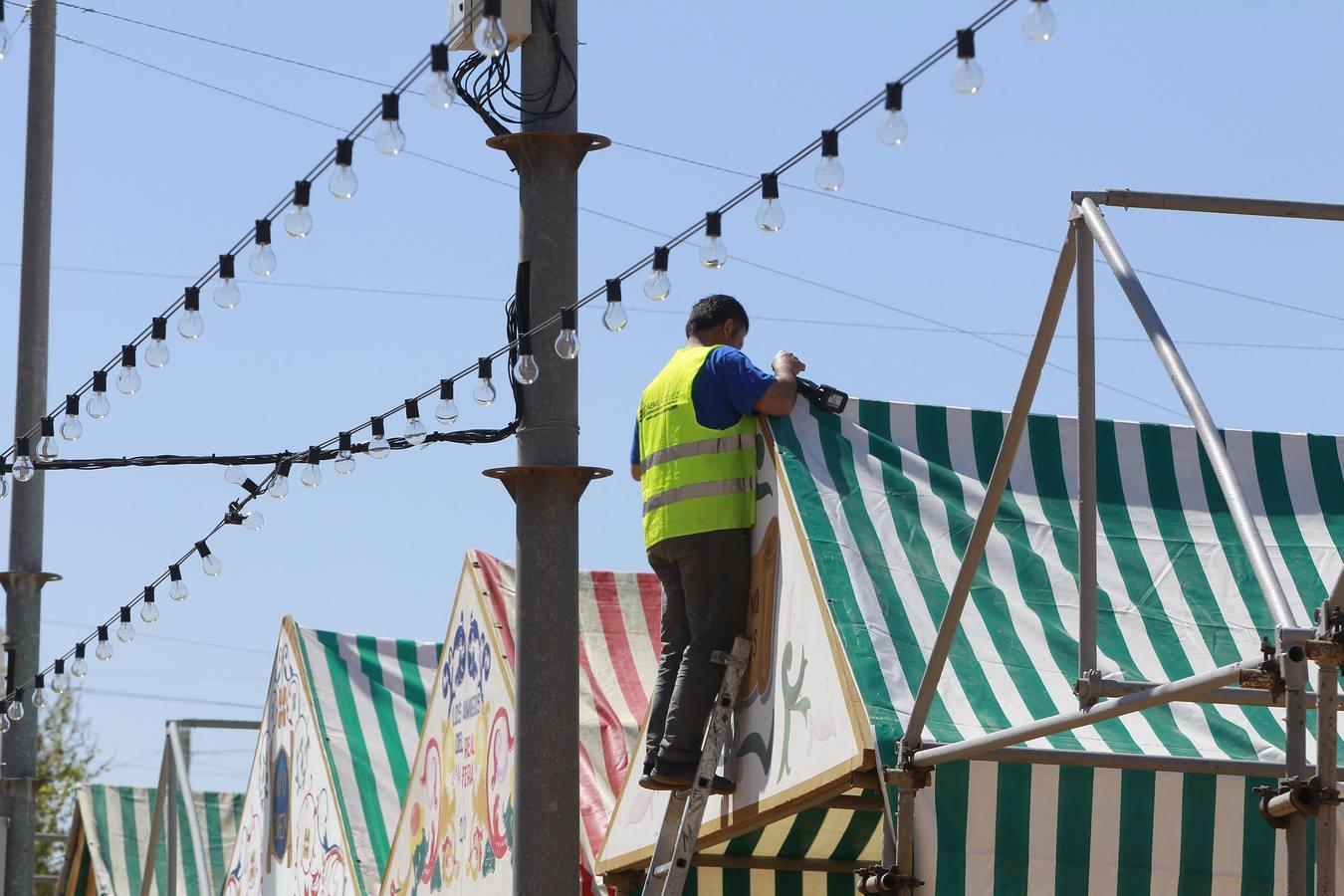 Las imágenes de los preparativos para la Feria de Abril de Sevilla 2017