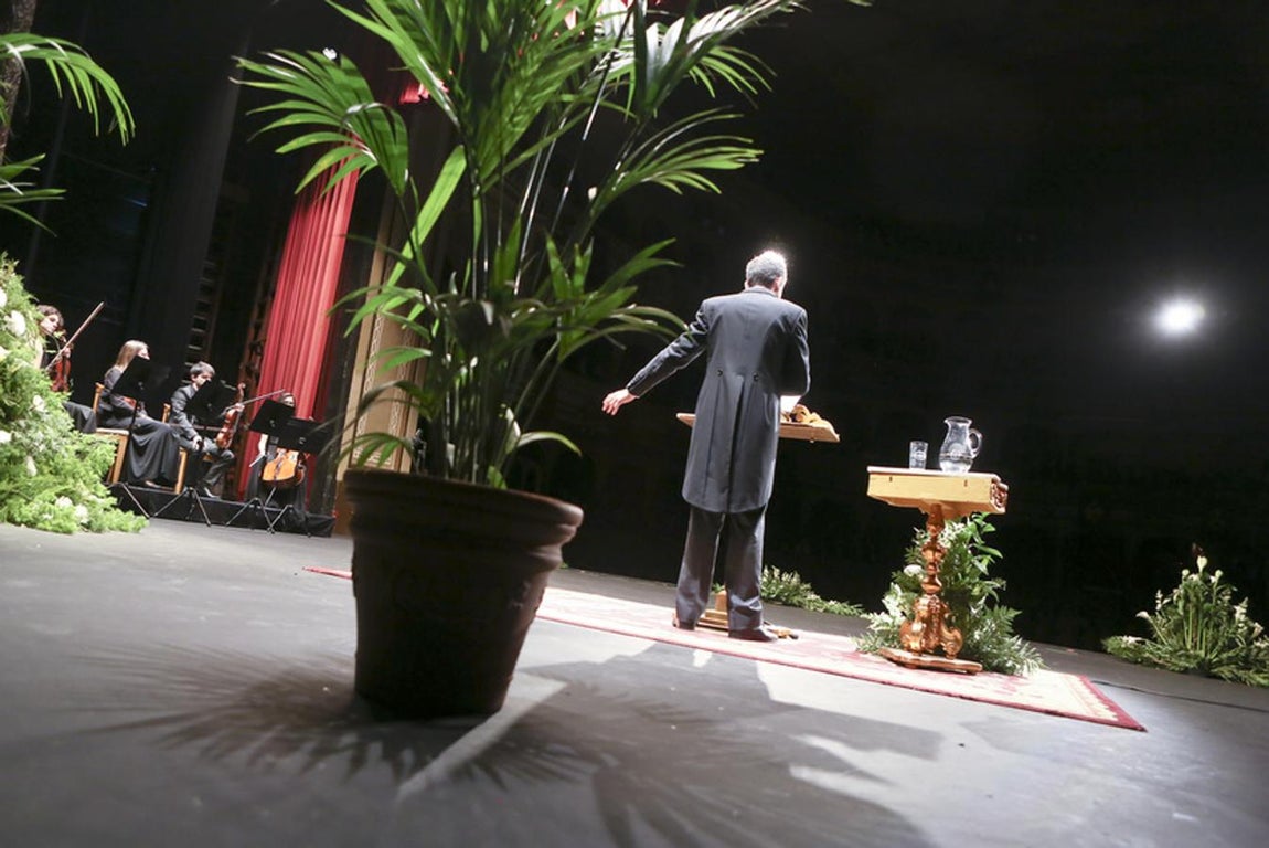Fotos: Así ha sido el Pregón de Semana Santa en Cádiz 2017