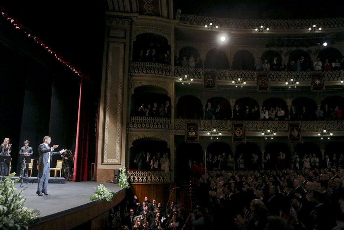 Fotos: Así ha sido el Pregón de Semana Santa en Cádiz 2017