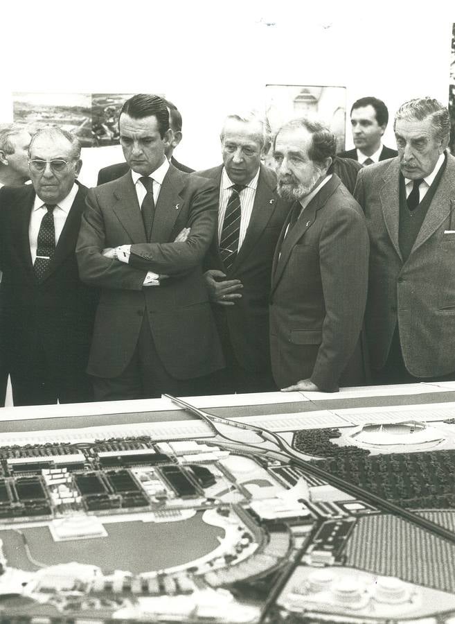 Visita de personalidades a la Expo &#039;92 de Sevilla, en imágenes