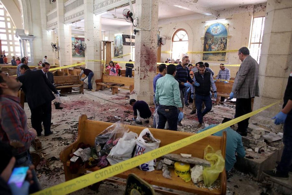 «Se trata de un acto terrorista impío, pero tenemos la determinación de acabar con los grupos terroristas, erradicaremos el terrorismo en Egipto», ha señalado el primer ministro Sherif Ismael, en declaraciones recogidas por televisiones locales. 