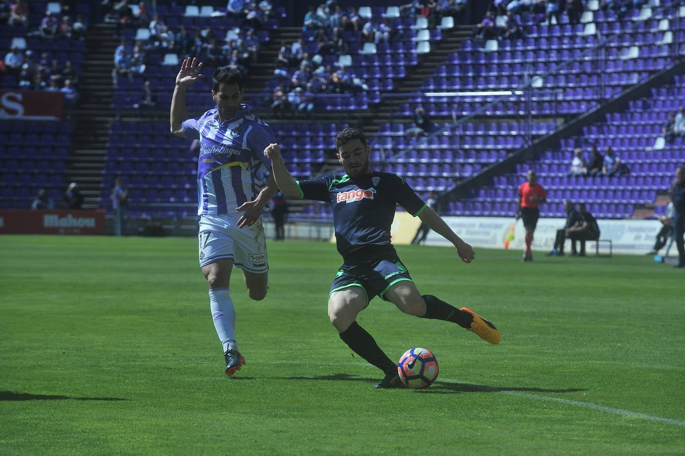 Selección de imágenes del Valladolid-Córdoba