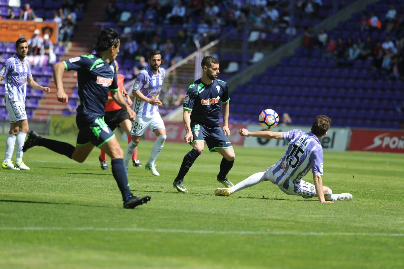 Selección de imágenes del Valladolid-Córdoba